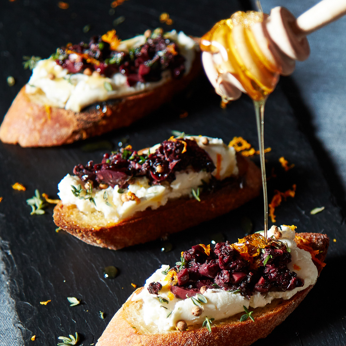 220204_TheTruffleist_TruffledWhippedFetaCrostini_02